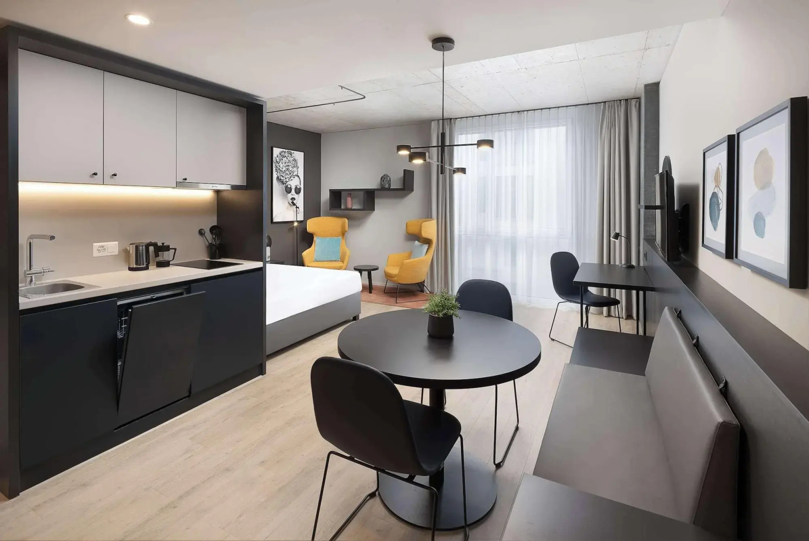 Photo - Radisson Hotel & Suites Zurich