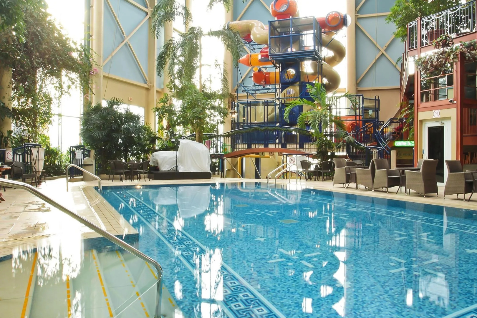 Foto - L'Hôtel Québec par JARO