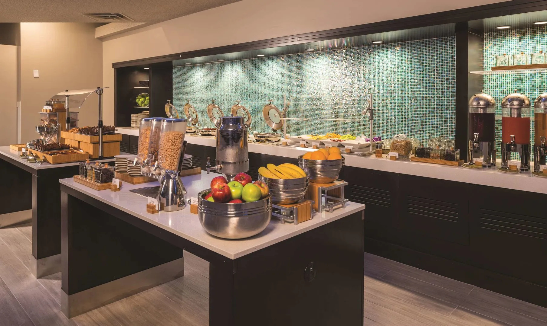 Photo - DoubleTree by Hilton Austin Northwest - Arboretum