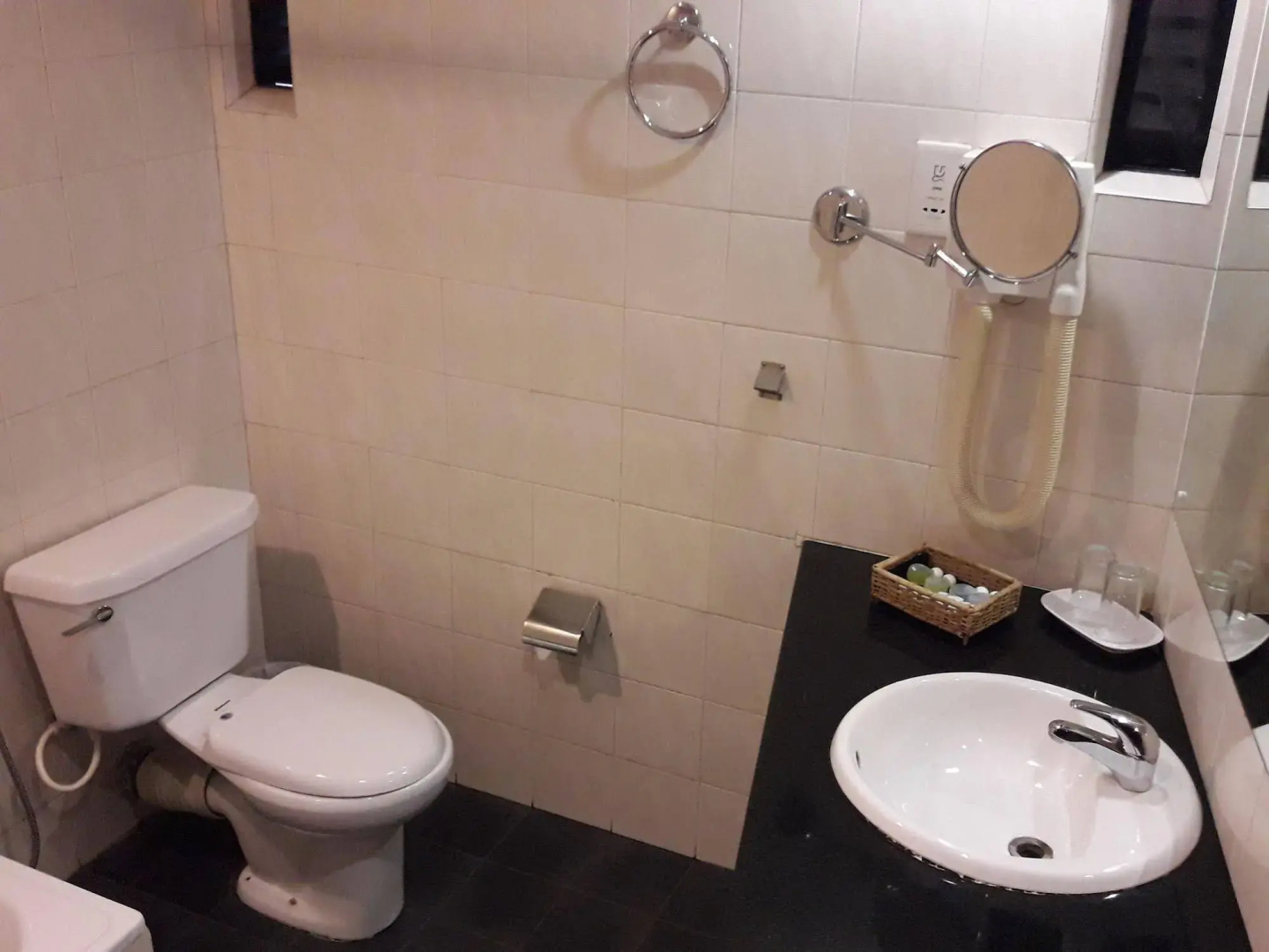 Photo - Hotel Janaki