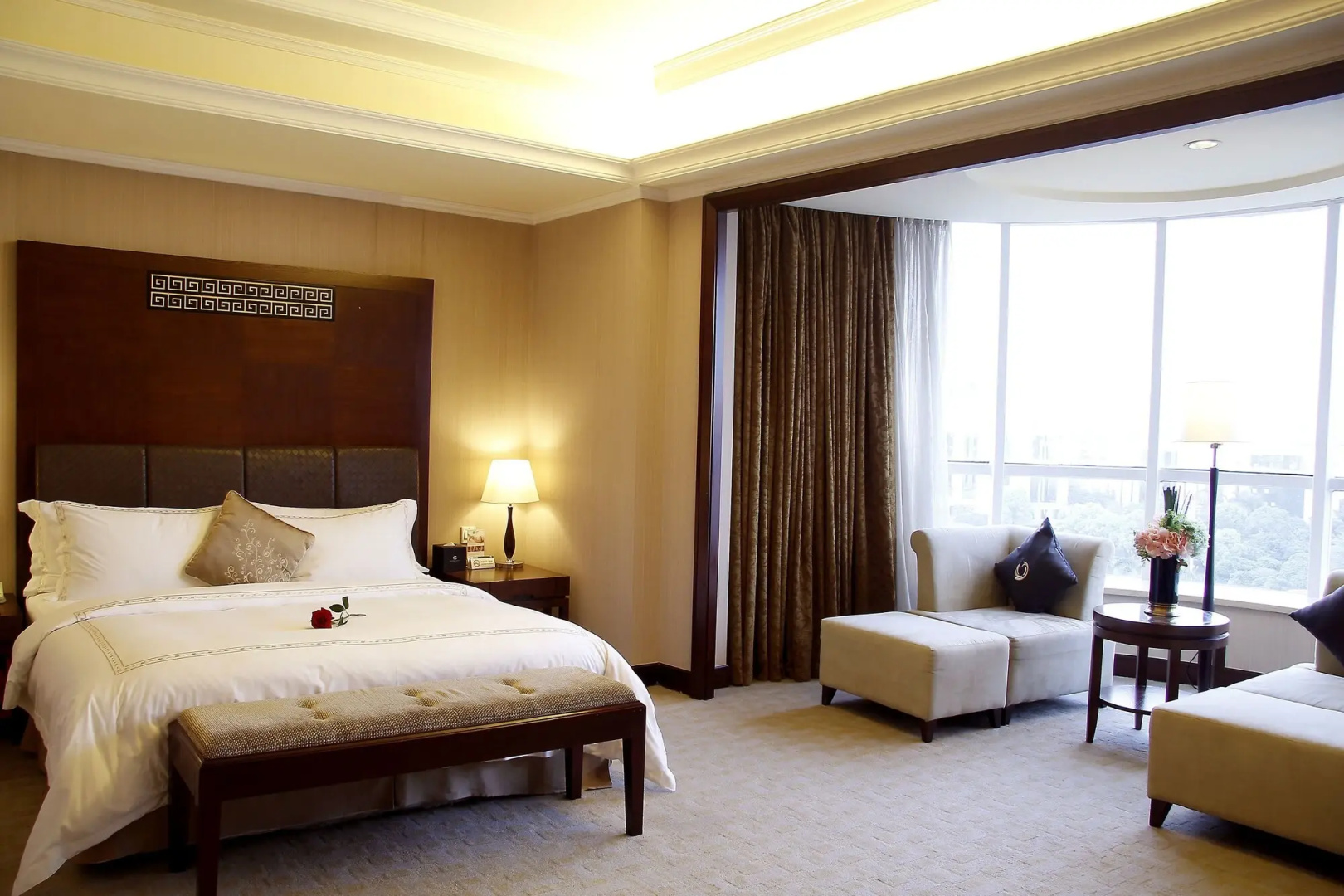 Photo - Royal Marina Plaza