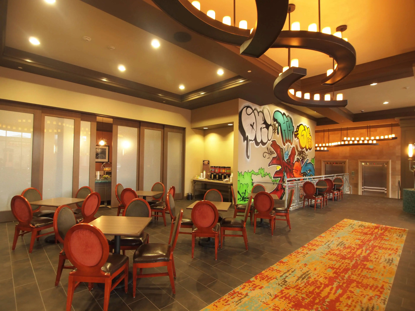 Photo - Hampton Inn & Suites Austin @ The University / Capitol
