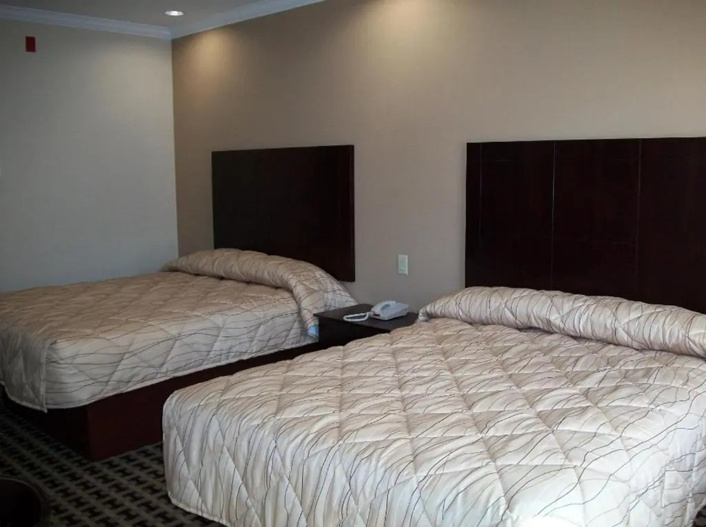Photo - Palace Inn 290 - Fairbanks