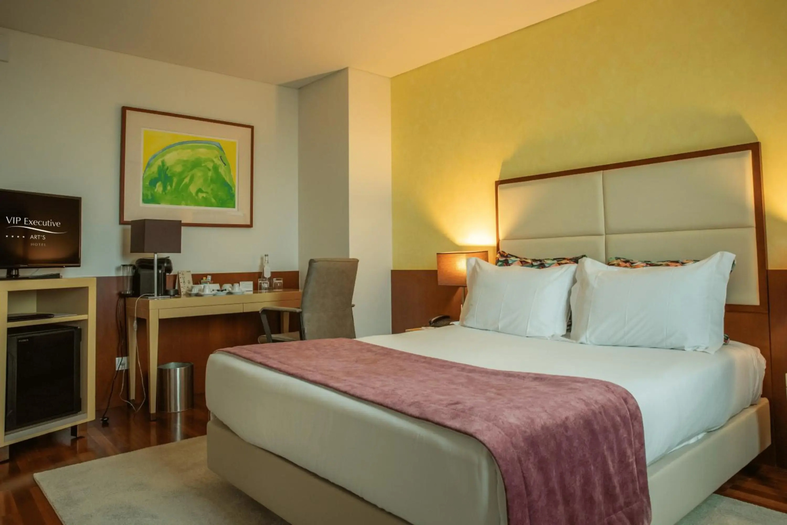 Photo - VIP Executive Arts Hotel