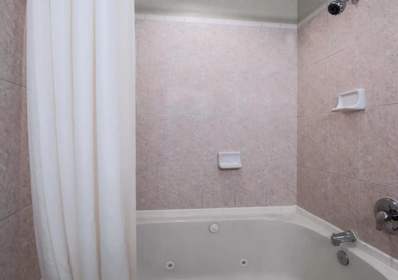 Photo - Wingate By Wyndham Houston / Willowbrook