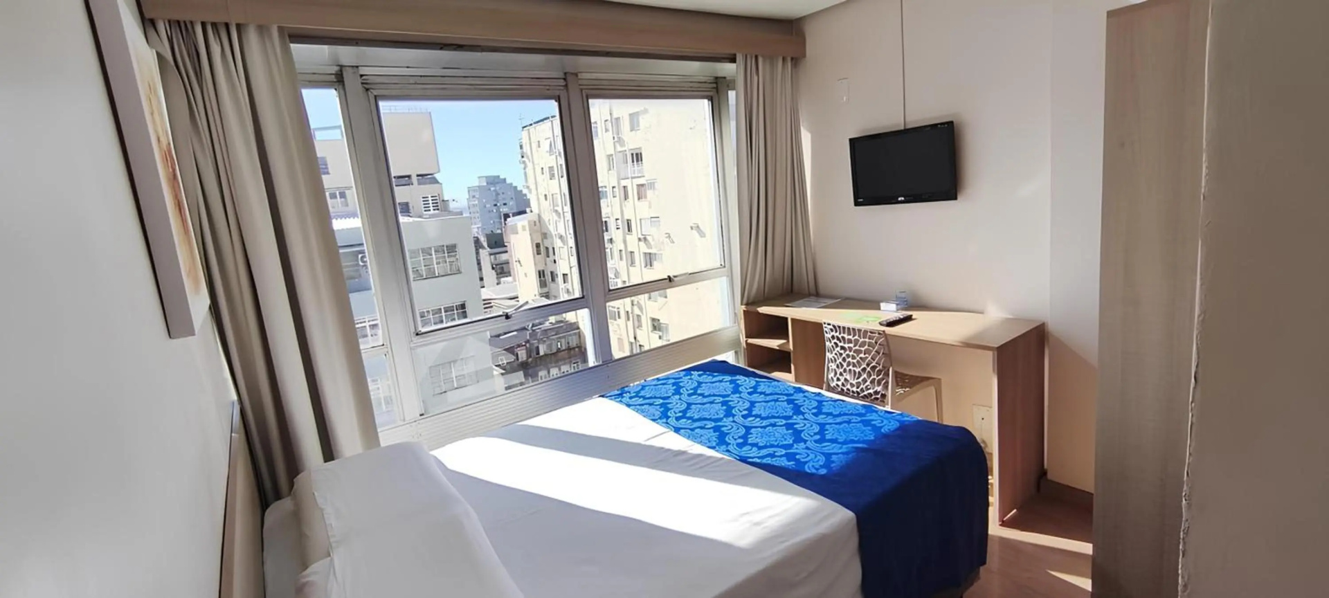 Foto - Hotel Dan Inn Porto Alegre