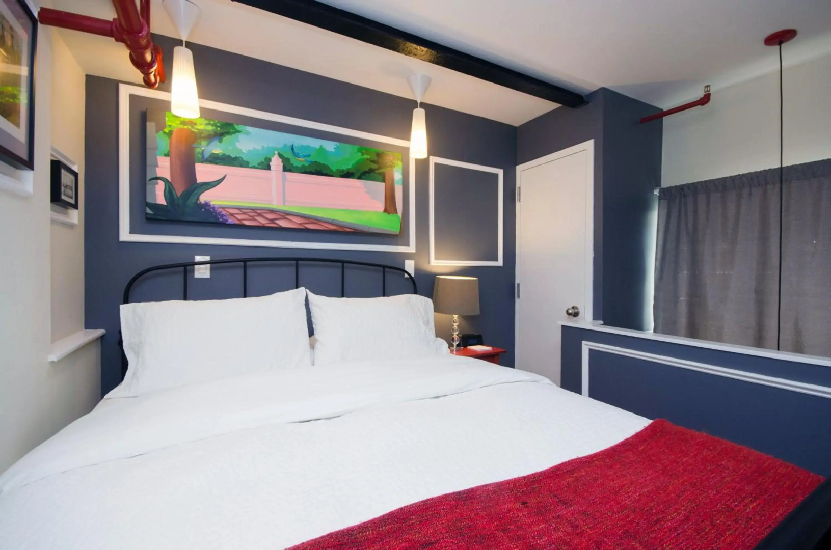 Photo - The Box House Hotel