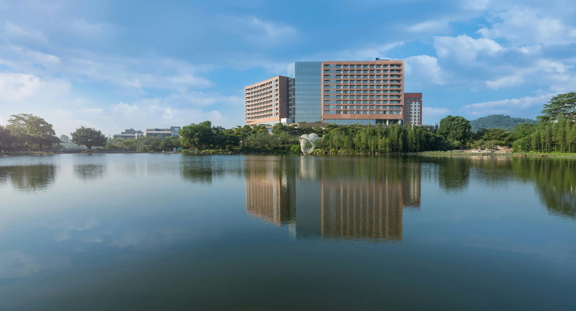 Photo - DoubleTree by Hilton Guangzhou Science City-Free Shuttle Bus Service During Canton Fair Period
