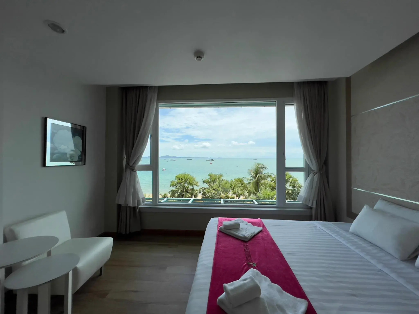 Foto - The Beach Front Resort, Pattaya