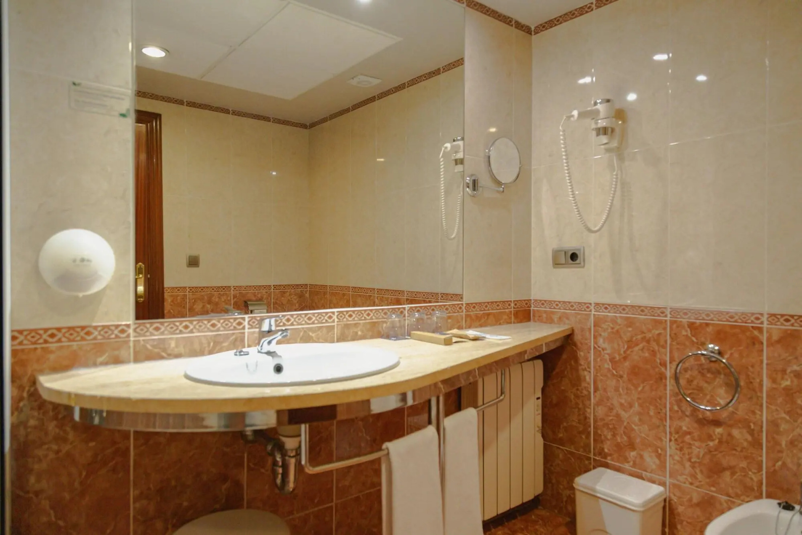 Photo - Port Denia Hotel