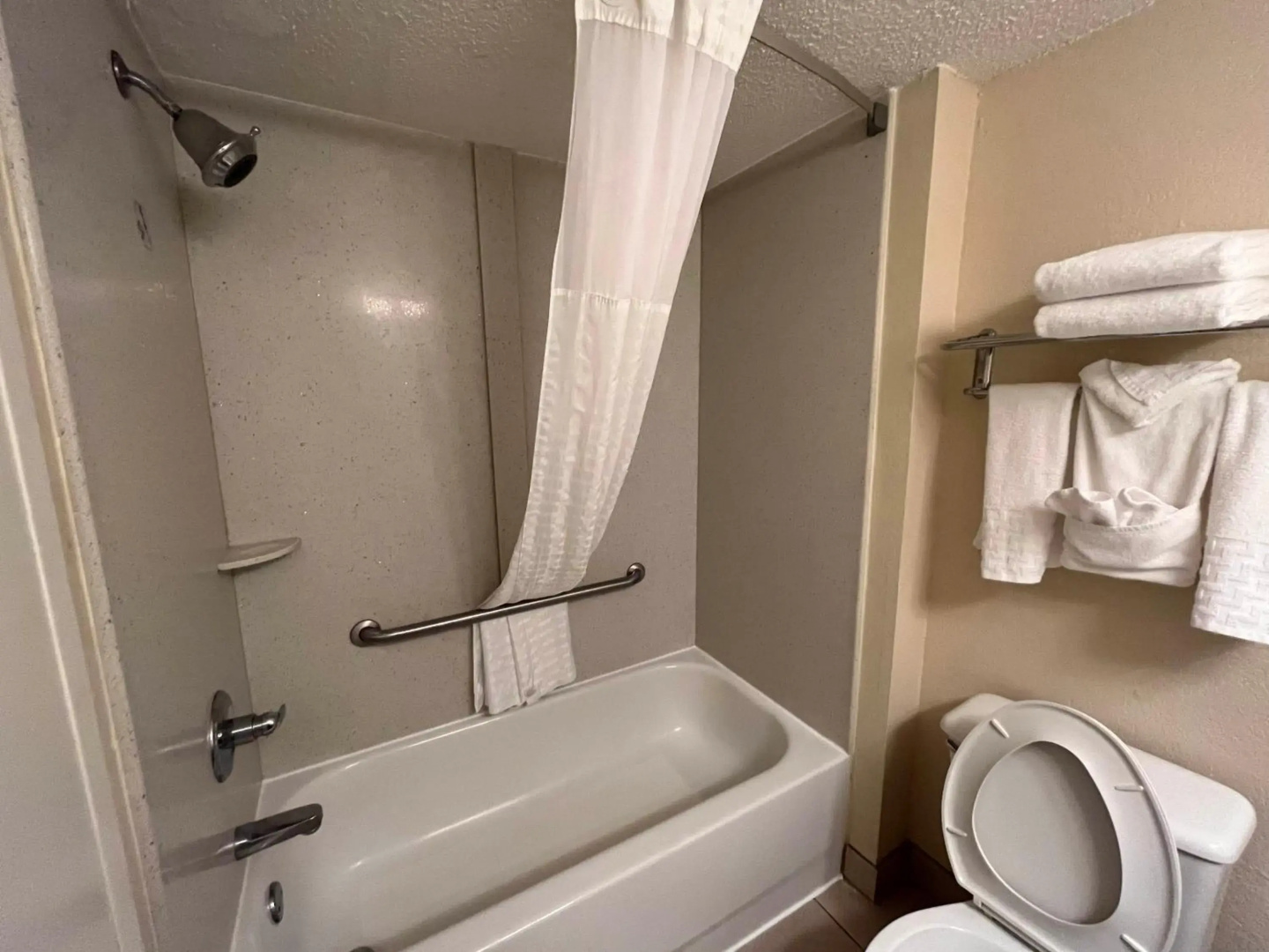 Photo - Four Points by Sheraton College Park Atlanta Airport