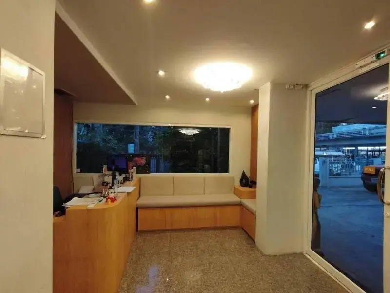 Foto - OYO 75446 Travis Inthamara 49