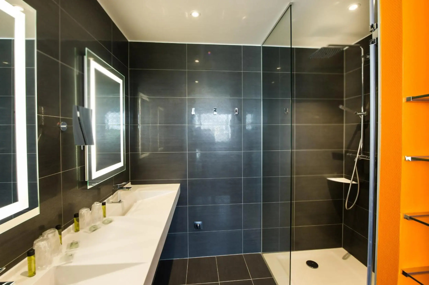 Foto - Hôtel Restaurant Athena Spa