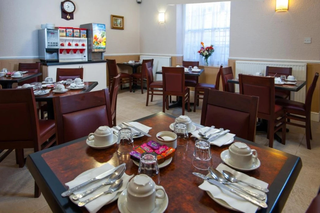 Photo - Dover Hotel - B&B