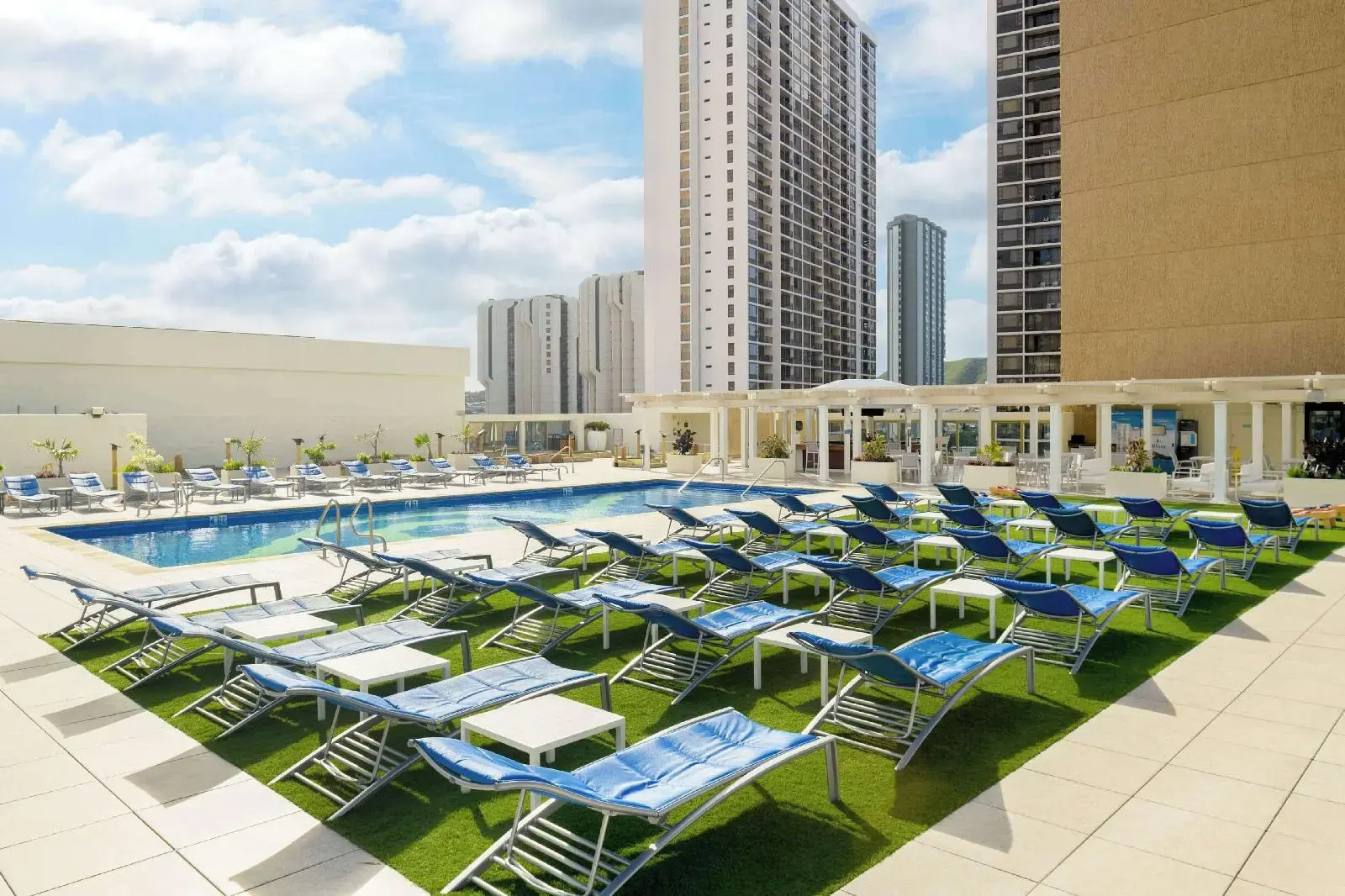 Photo - Hilton Waikiki Beach Resort & Spa
