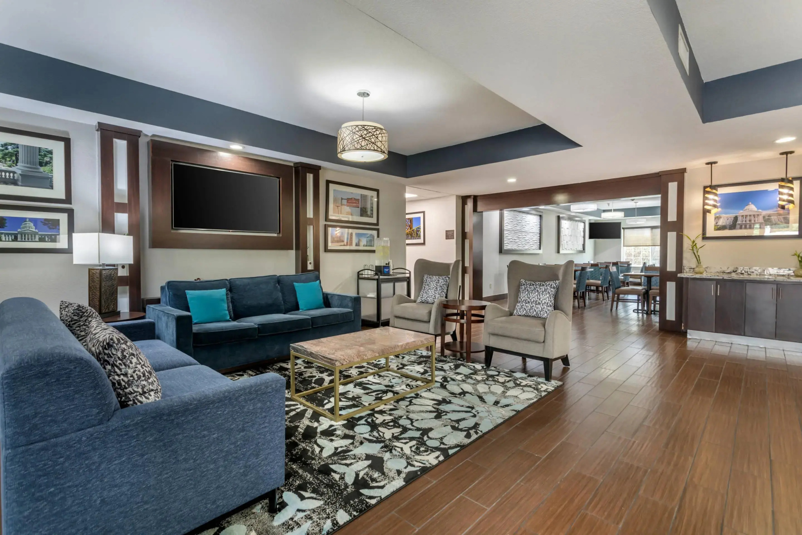 Foto - Comfort Suites Downtown Sacramento