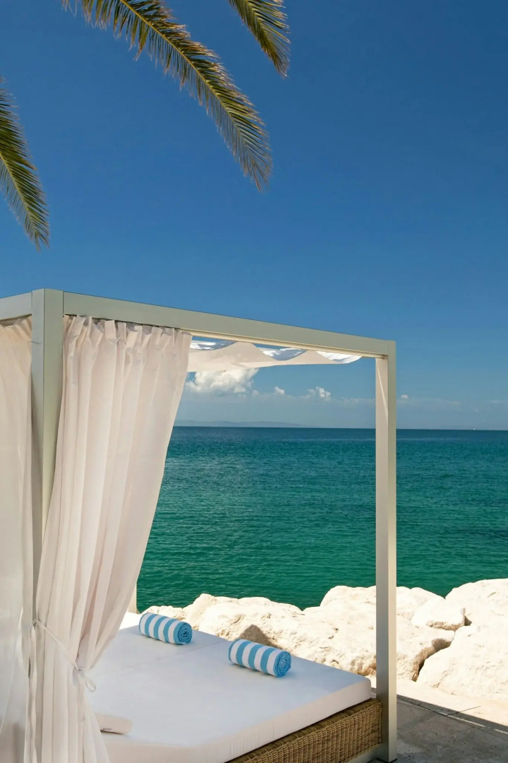 Photo - Le Meridien Lav Split