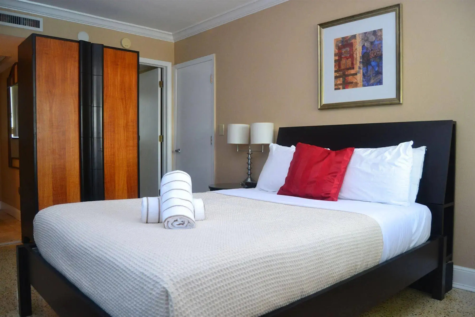 Photo - Victoria Park Hotel
