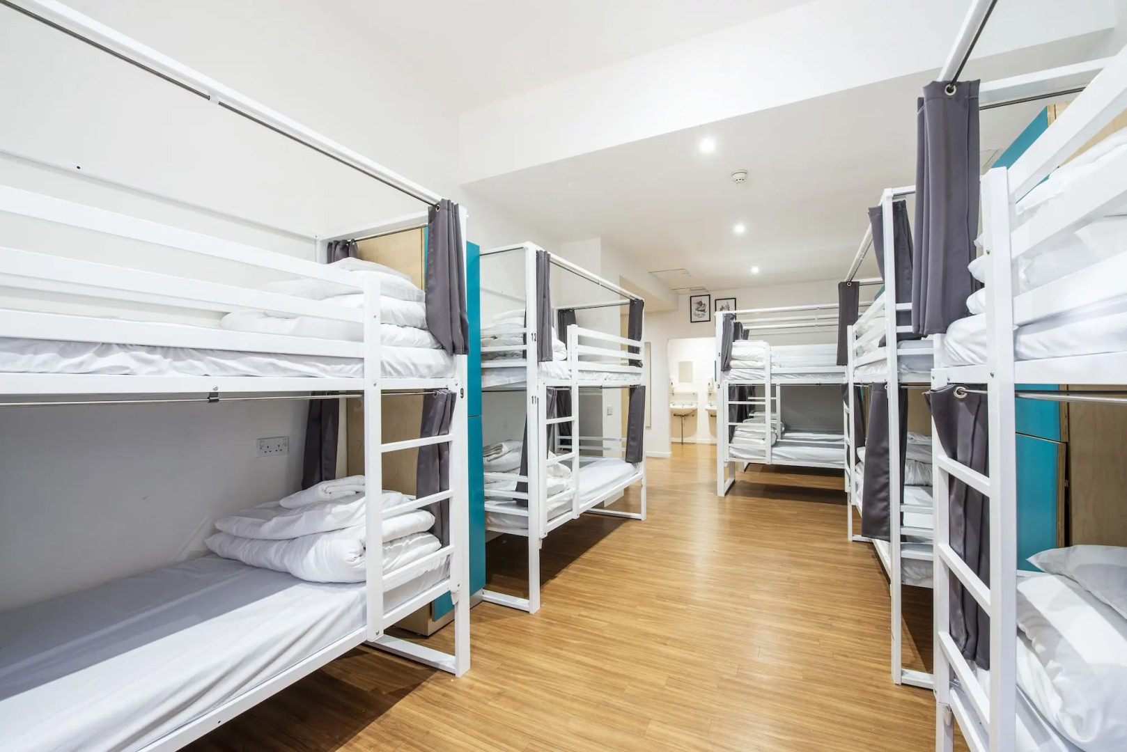 Photo - a&o Edinburgh City