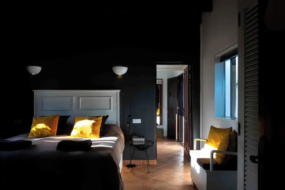 Photo - Villa by the Sea