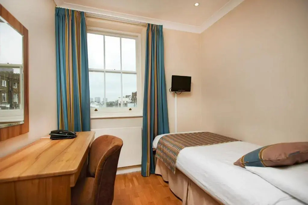 Photo - Royal Eagle Hotel