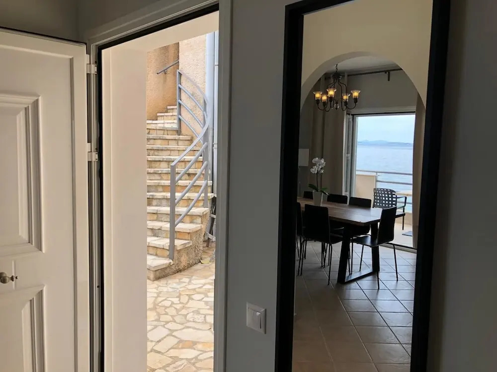 Photo - Glyfa Beach Villas