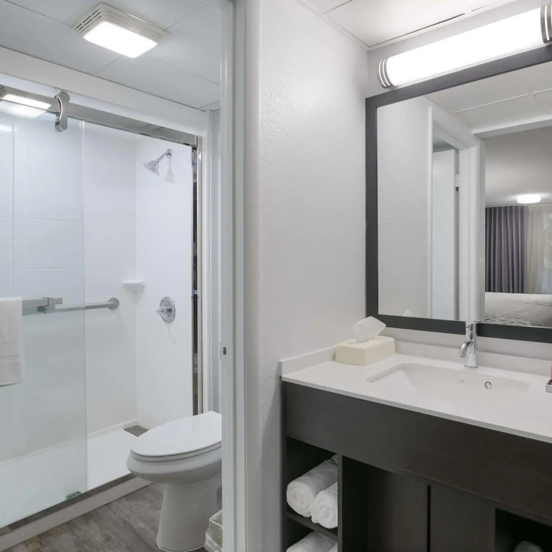 Photo - SureStay Plus Hotel by Best Western Gatlinburg