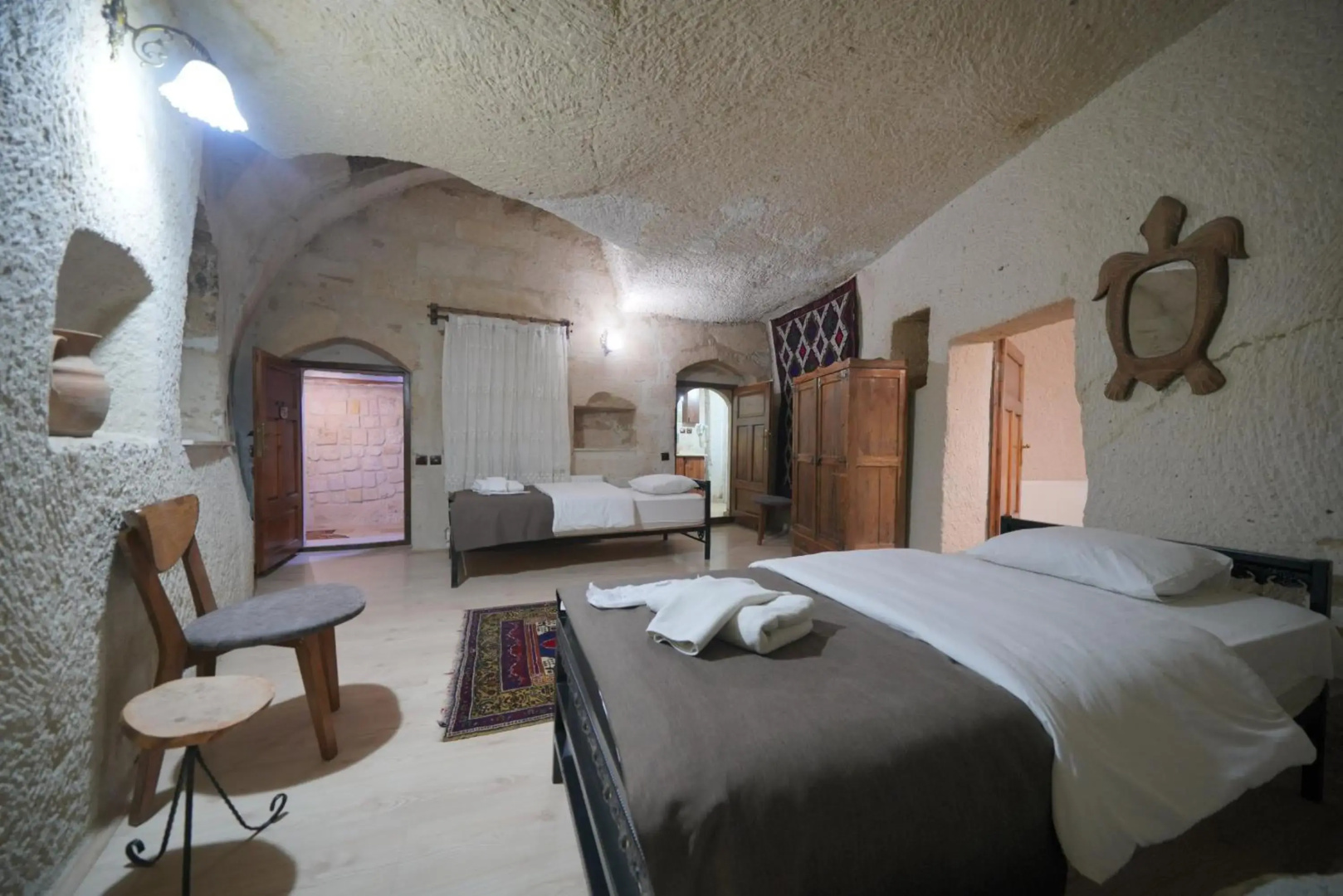 Photo - View Cave Hotel