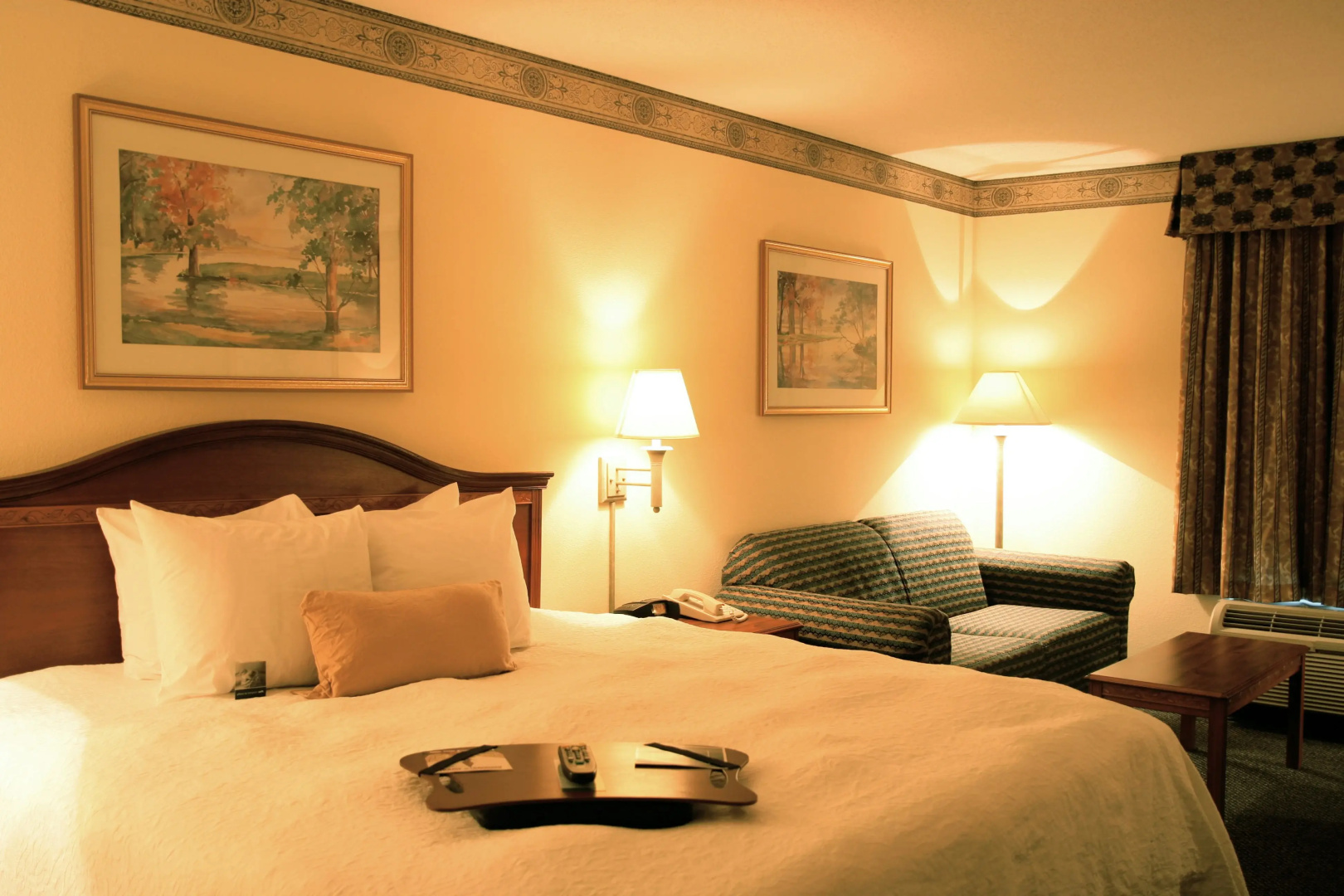 Photo - Hampton Inn & Suites Atlanta Airport North I-85