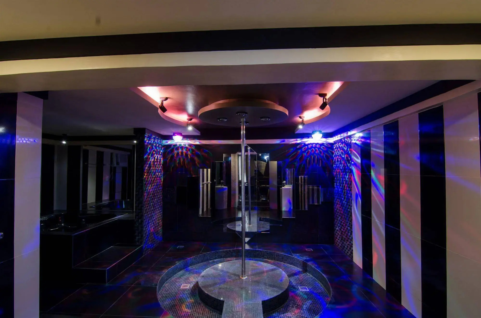 Photo - Victoria Court Hillcrest - Pasig