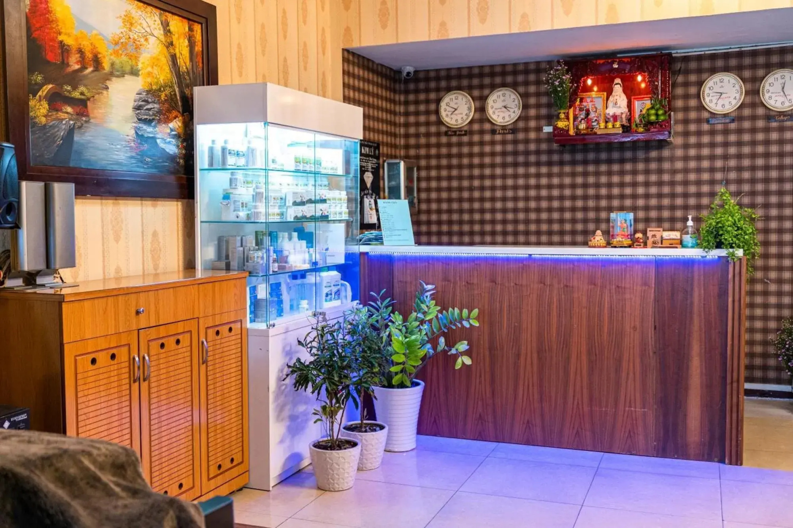 Photo - Long Son Hotel
