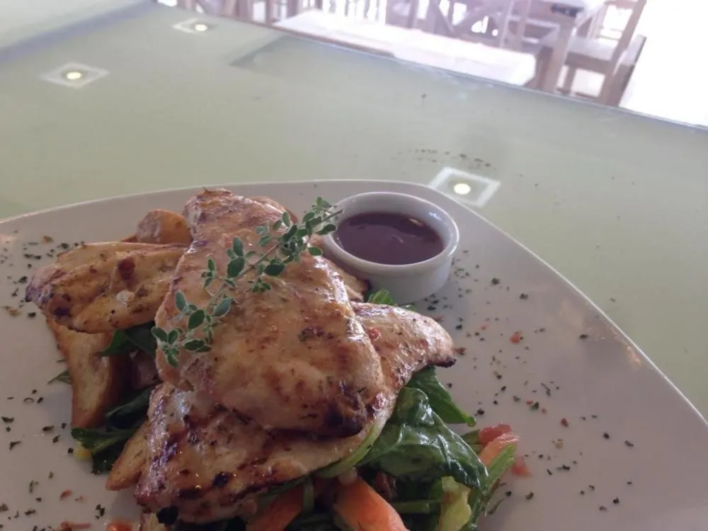 Photo - Nautilus Bay Hotel