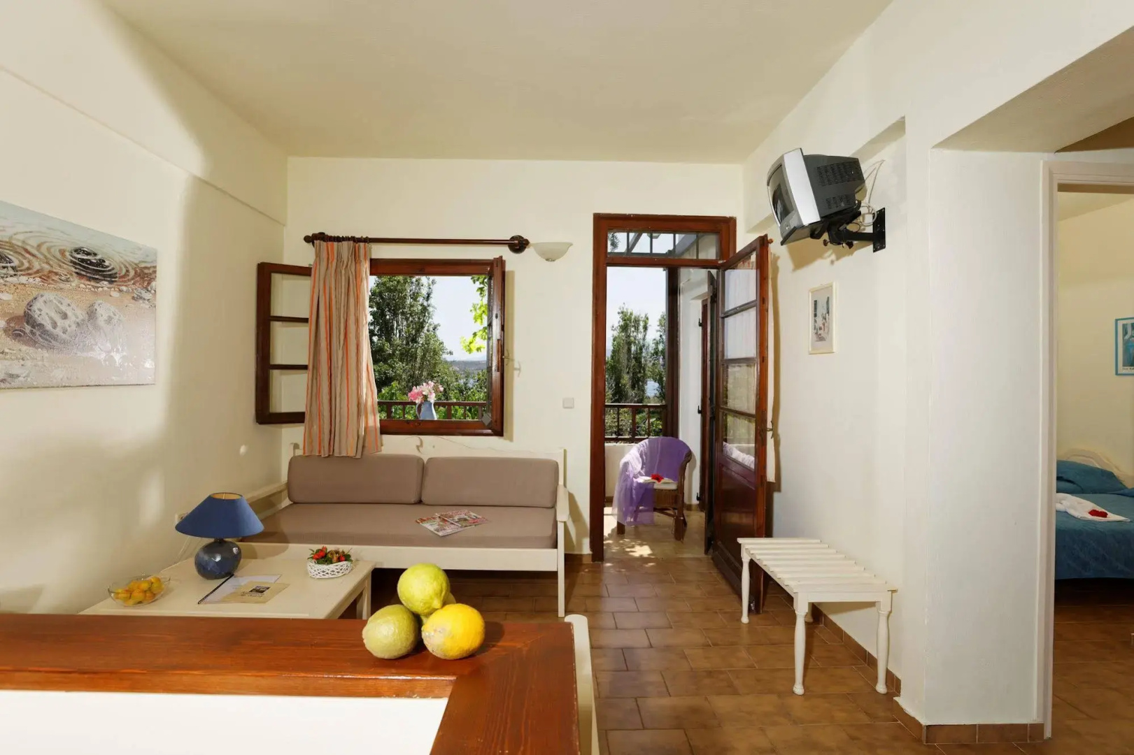 Photo - Alianthos Suites