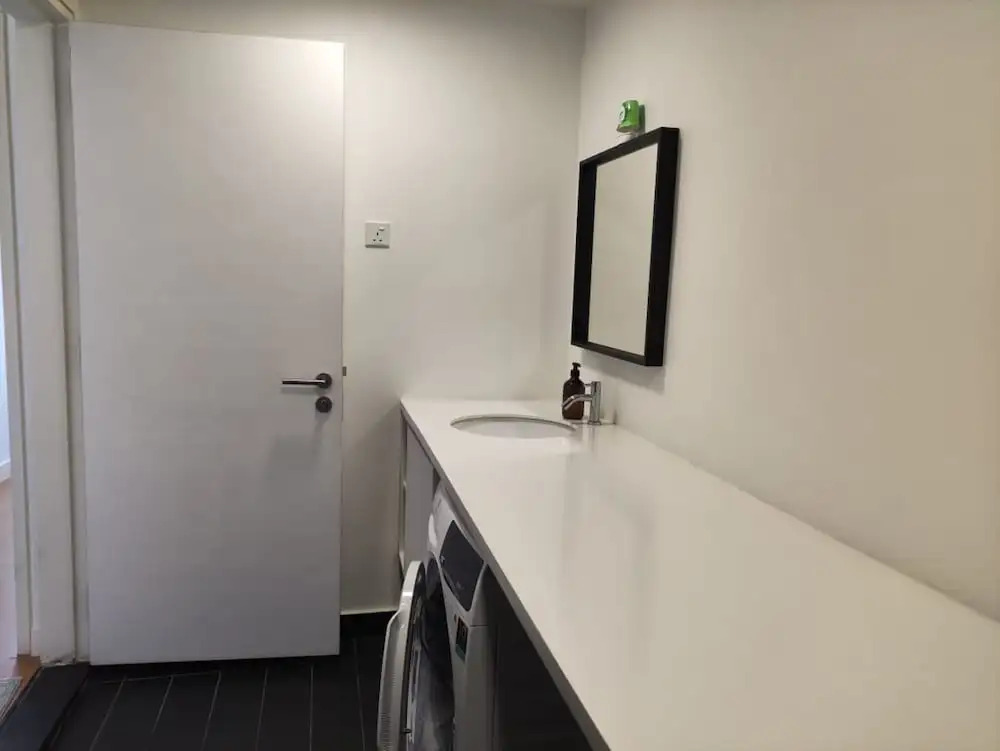 Photo - The Hub SS2 - Studio Suite Room