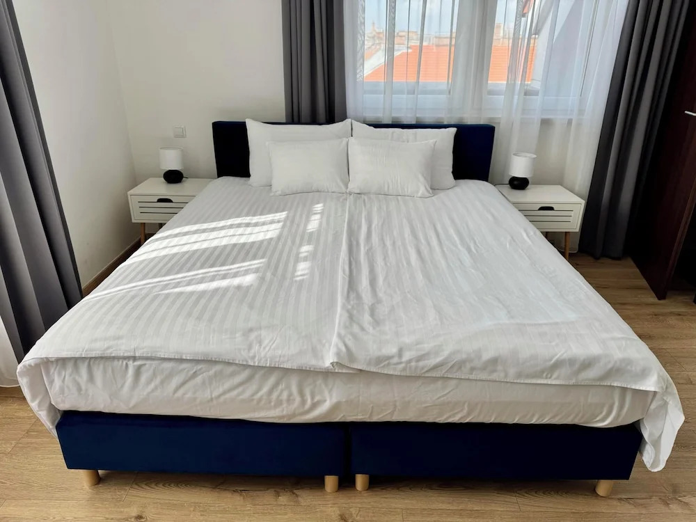 Foto - Rooftop City Residence with Underground Parking