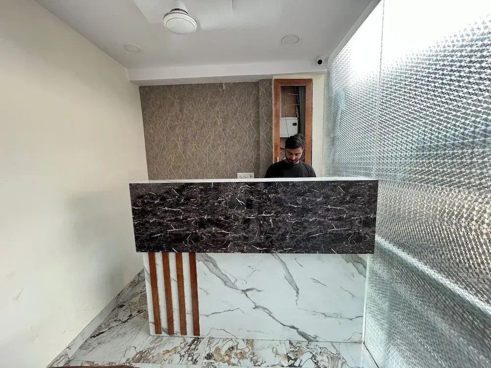 Photo - Hotel Delmond Prime- Near NESCO