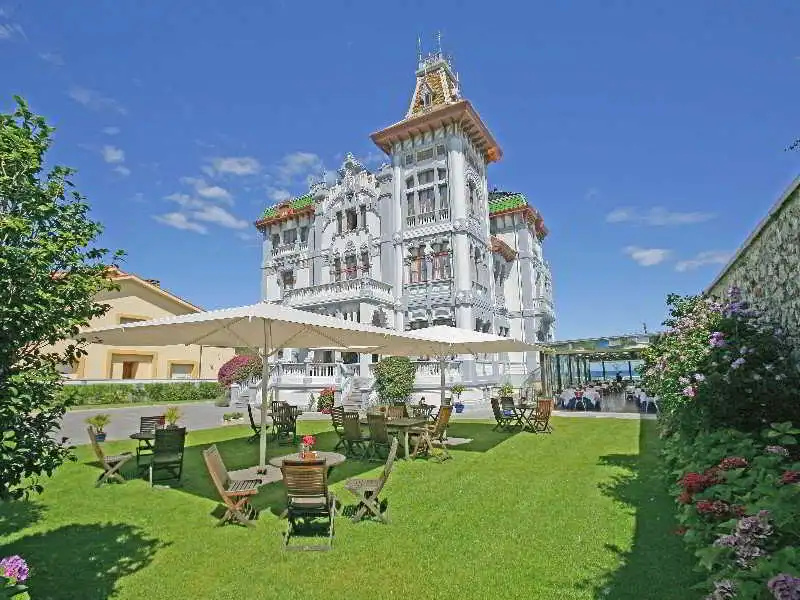 Foto - Hotel Villa Rosario, Palacete