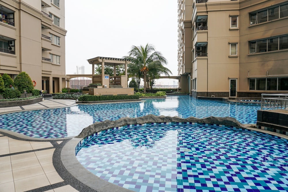 Trendy Studio at Menteng Park Apartment