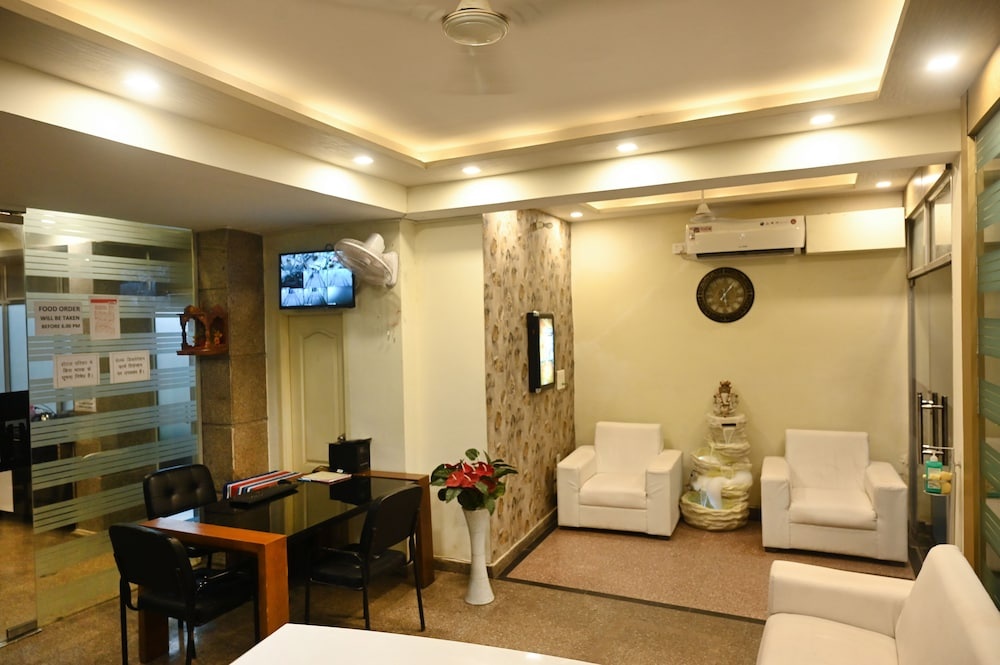Ganga Darshanam Guest House