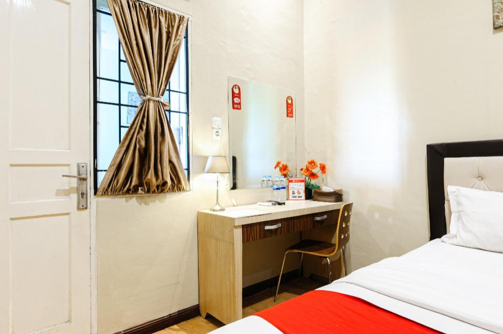 Foto - RedDoorz Plus near Universitas Sumatera Utara