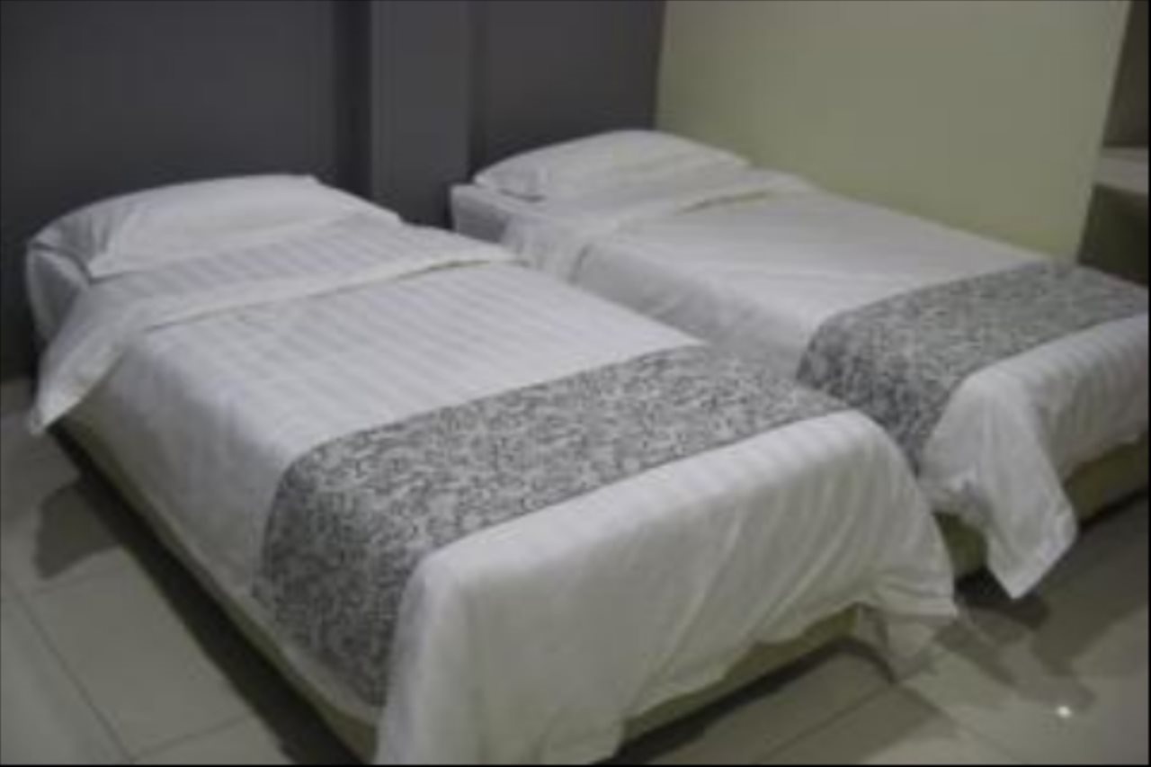 Hii-5 Hotel