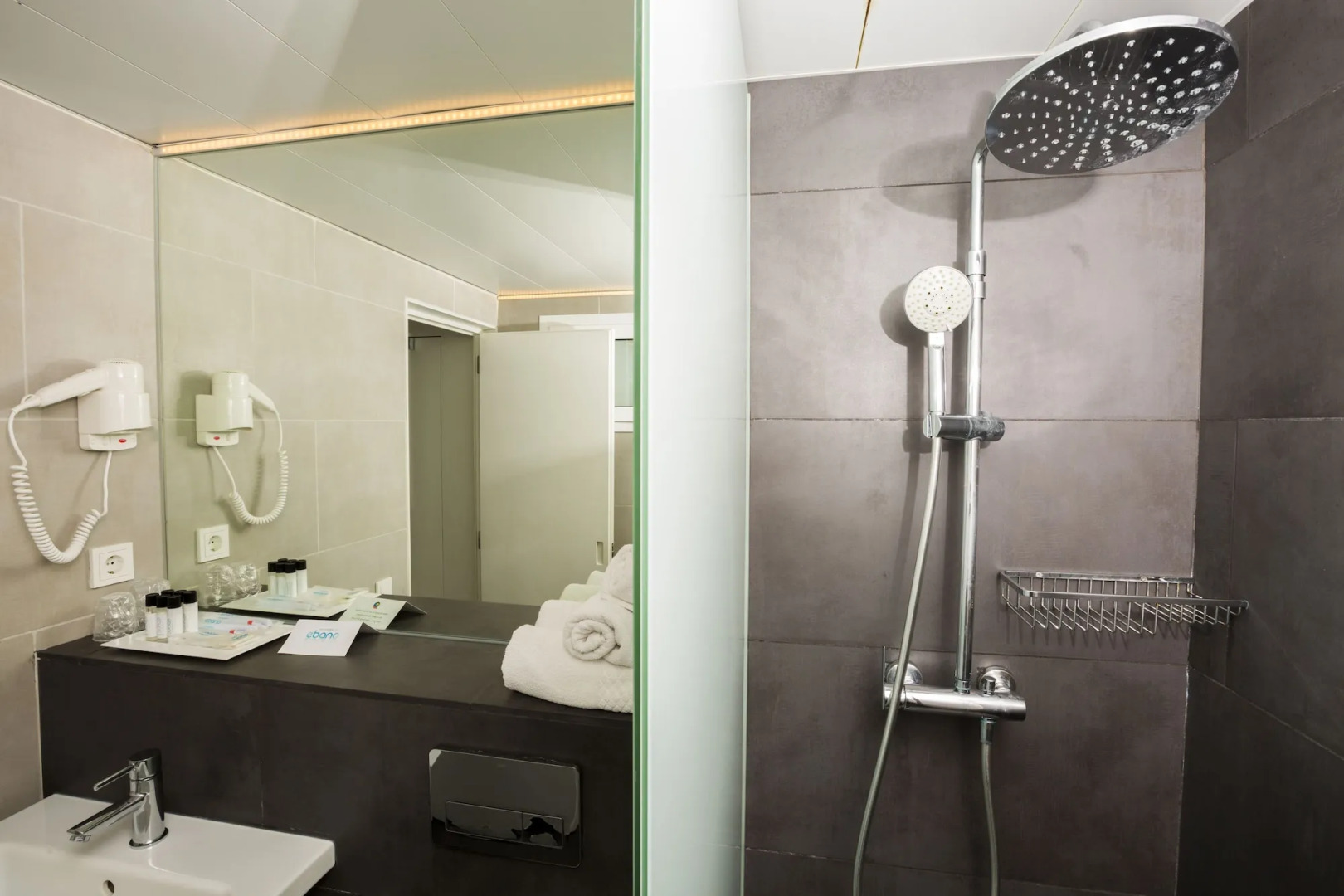 Photo - Ebano Hotel Apartments & Spa