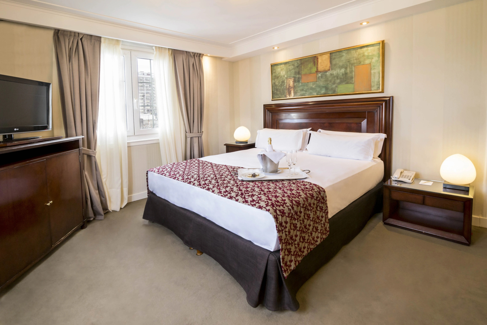 Photo - Claridge Hotel