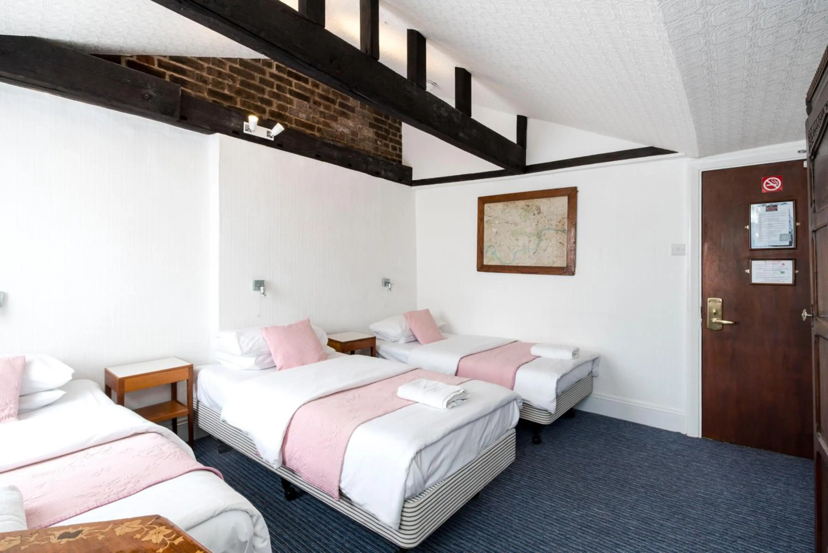 Photo - St Athans Hotel