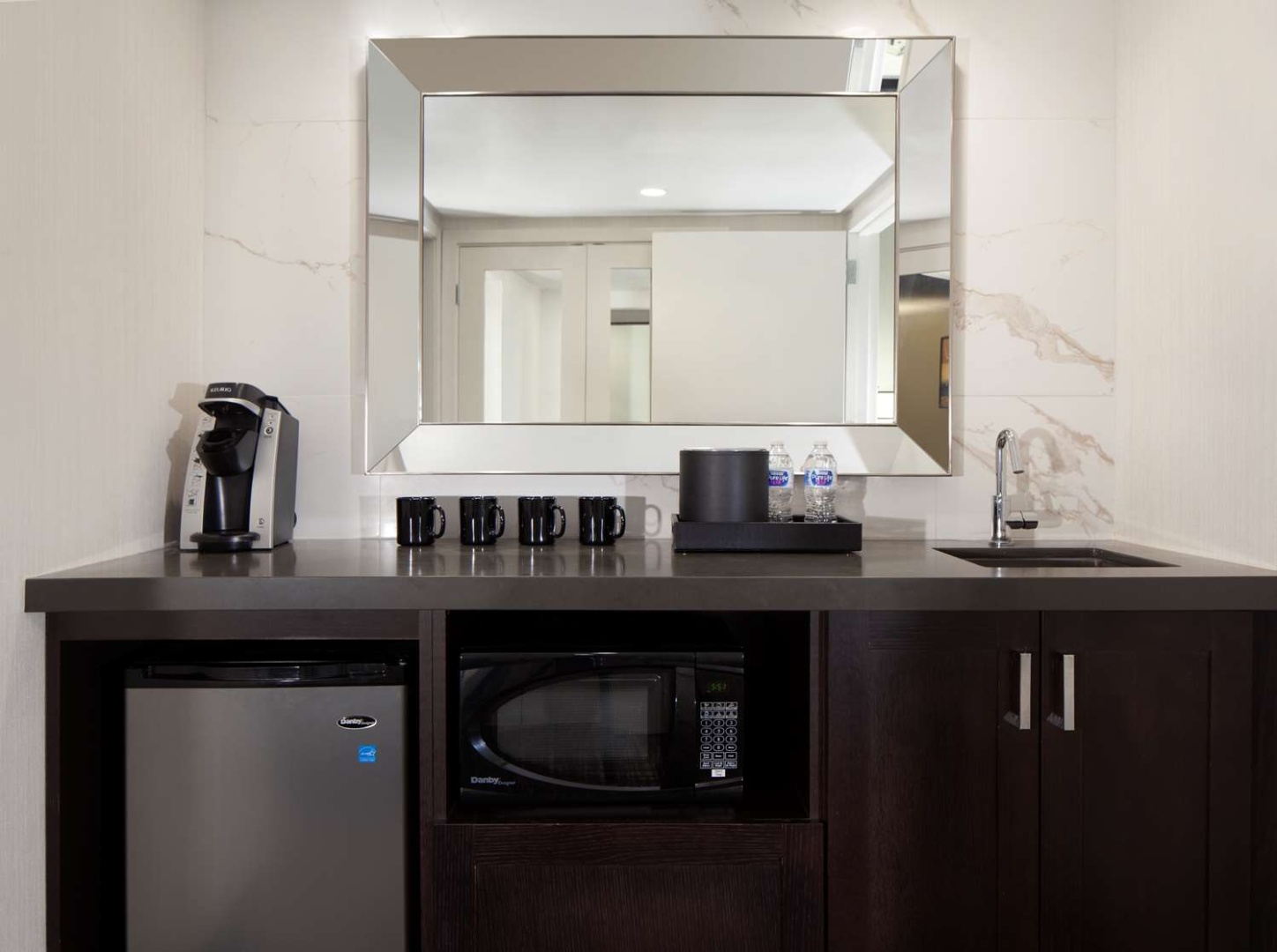 Photo - Embassy Suites by Hilton Philadelphia Airport