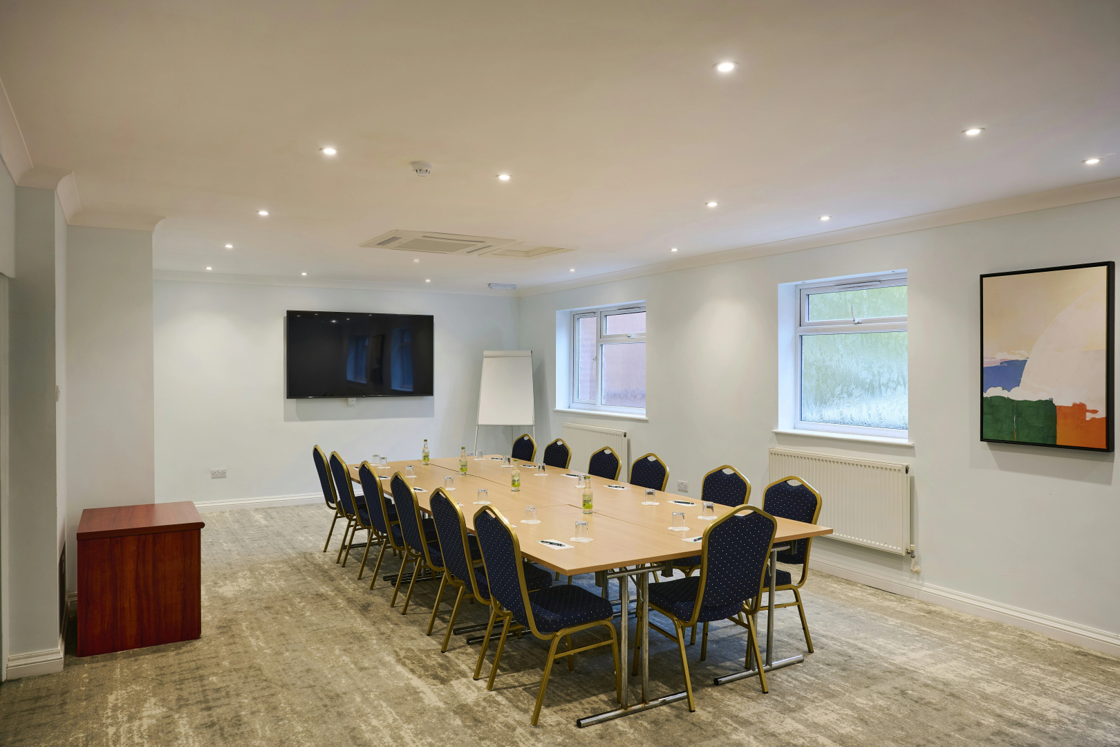 Photo - Garner Hotel Birmingham South East by IHG