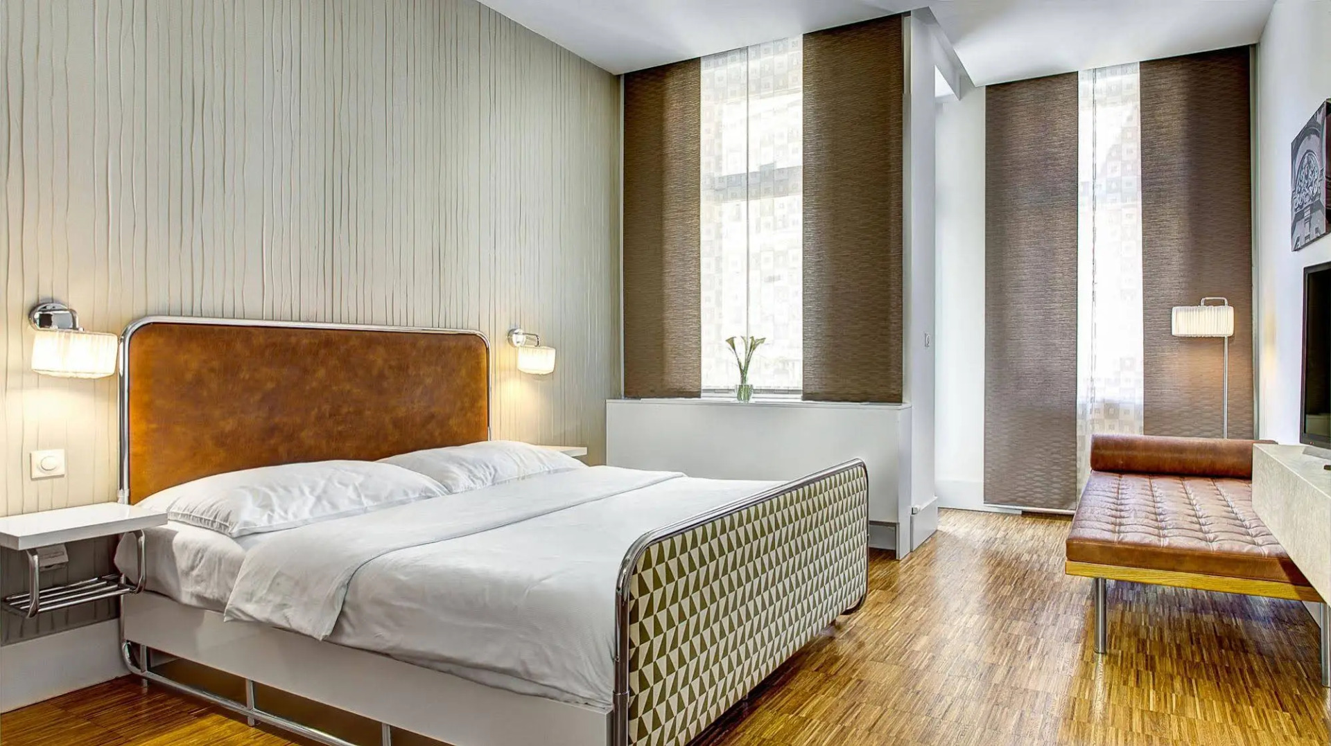 Foto - Three Crowns Hotel