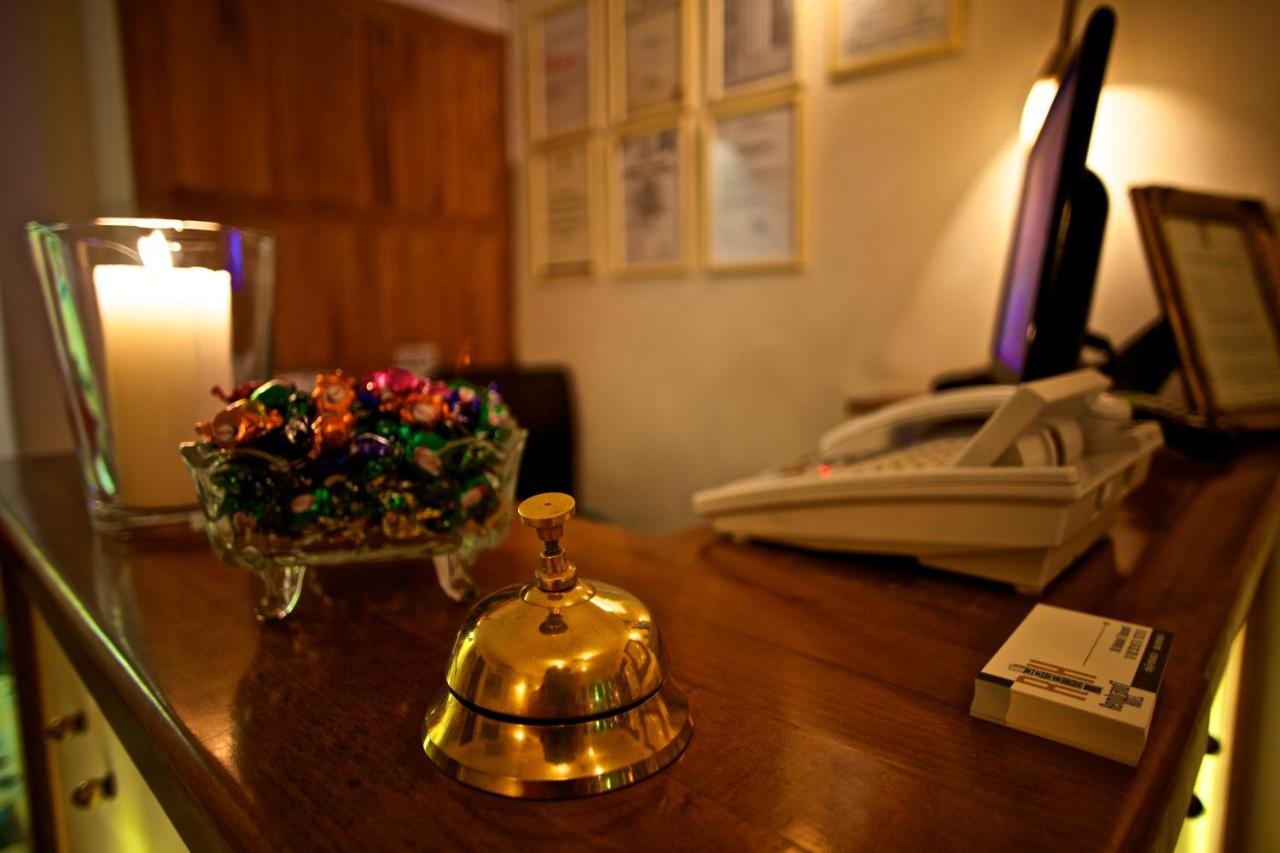 Photo - Rembrandt Hotel