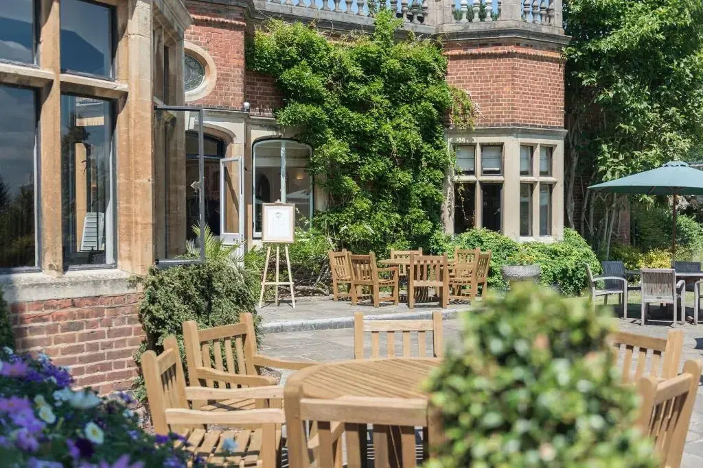 Photo - Warren House Hotel