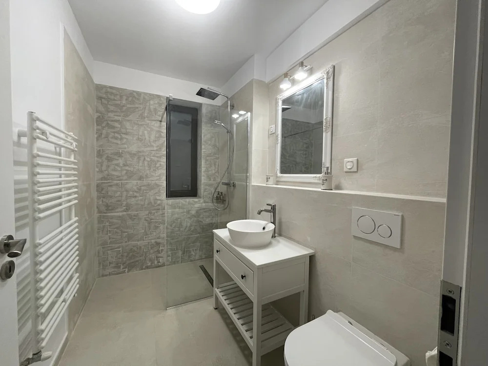 Photo - Iarca Inn